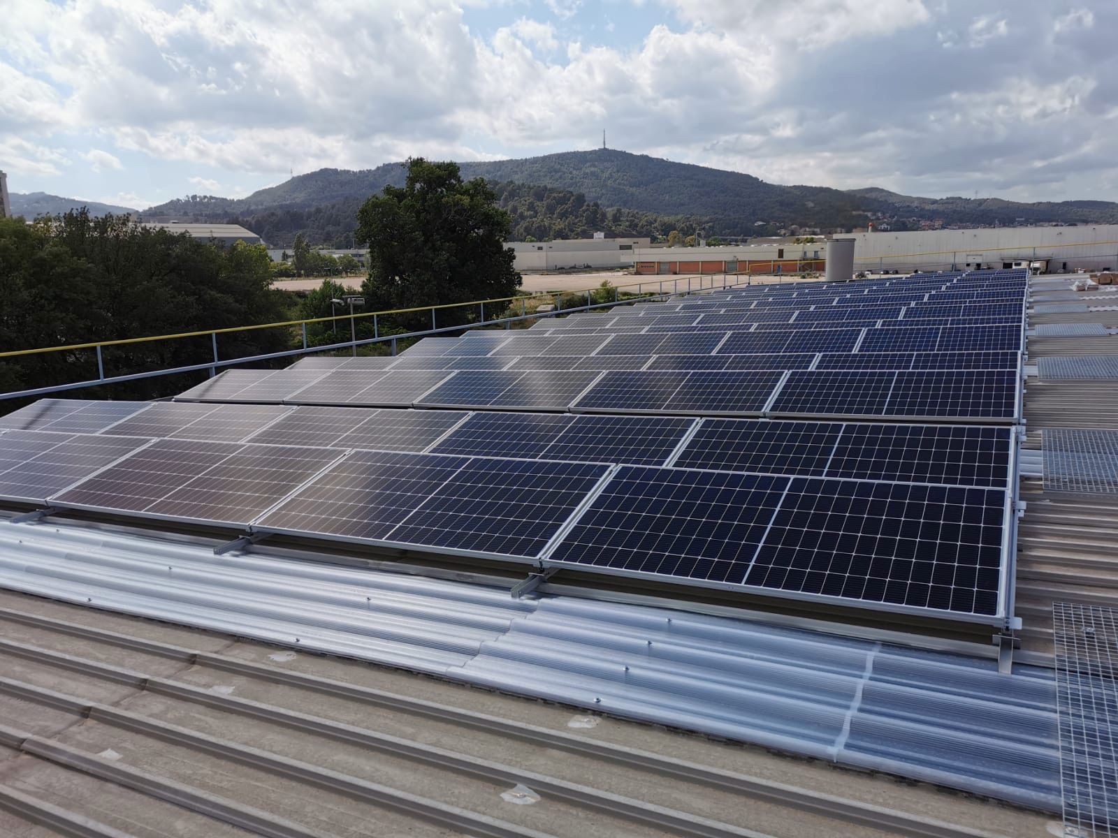 Read more about the article CoverTEG, Marquesina Fotovoltaica